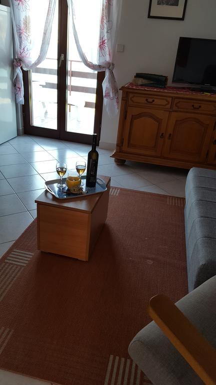 Apartment Ana Кали Екстериор снимка