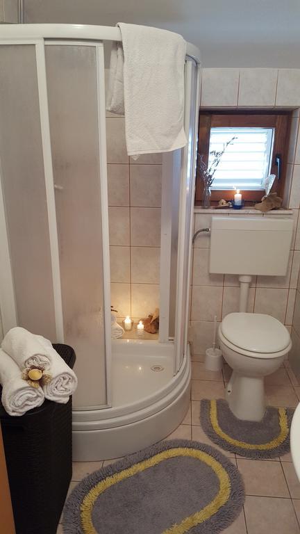 Apartment Ana Кали Екстериор снимка