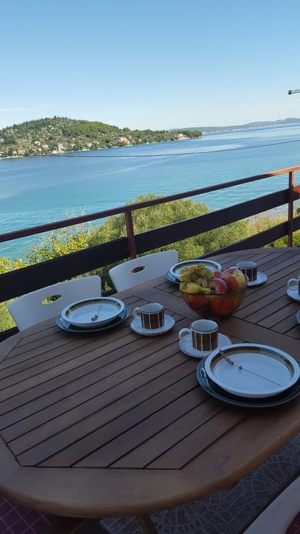 Apartment Ana Кали Екстериор снимка