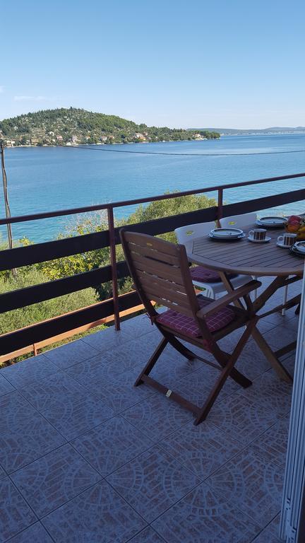 Apartment Ana Кали Екстериор снимка