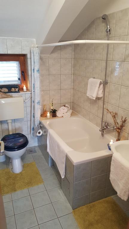 Apartment Ana Кали Екстериор снимка
