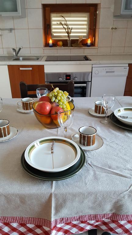 Apartment Ana Кали Екстериор снимка